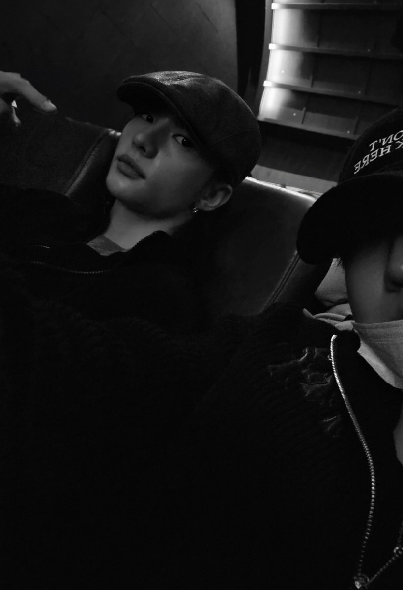 🌑 𝐥𝐞𝐱𝐢 ☾⋆｡ ๋࣭ ⭑˚ tweet media