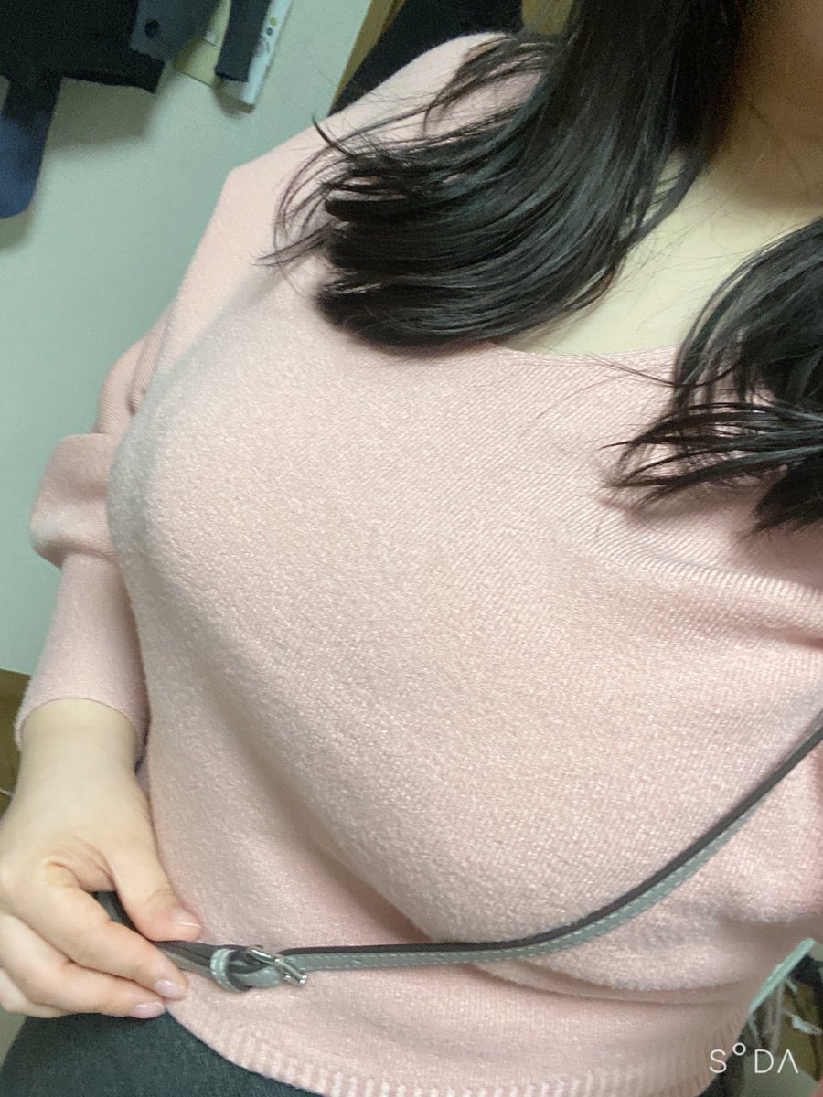 πスラするのが嫌だからカバンの紐こうしがち