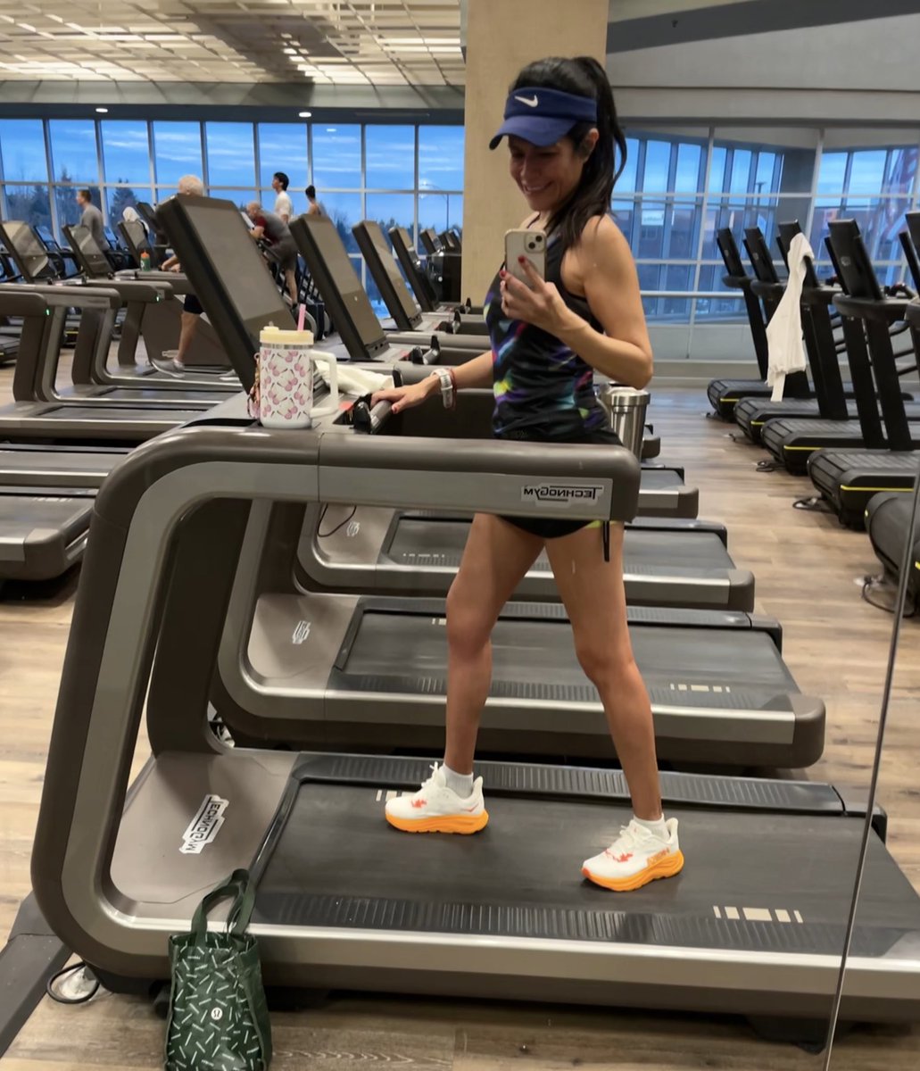 Cuida lo que haces “cotidiano”, porque ahí sucede la vida y es donde se la encuentra la magia. 💫

Con gratitud, actitud, sonrisa y café! 

About yesterday 🏃🏻‍♀️
#MondayMotivaton