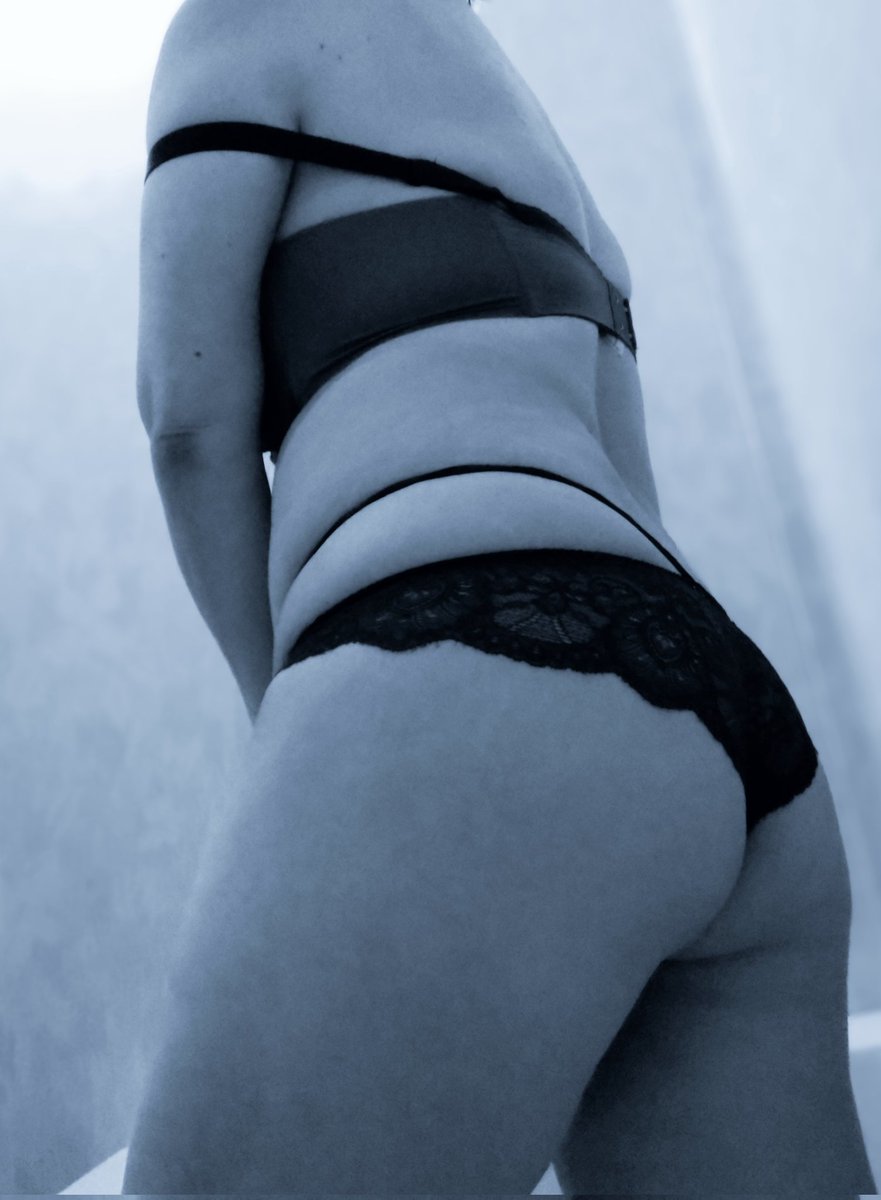 Different0y's tweet image. 明日から仕事かぁ

お休みなさい…