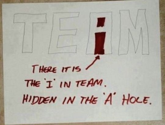 Biznitch tweet media