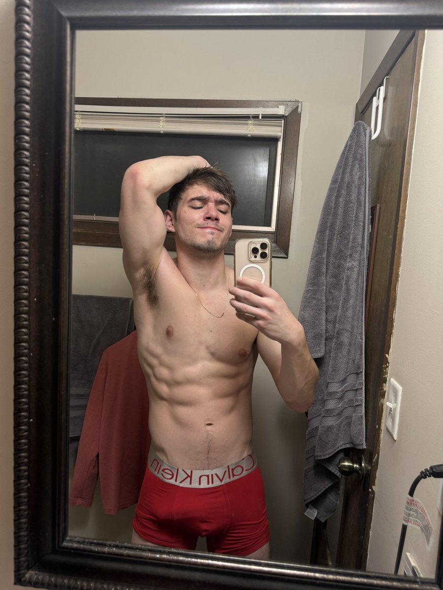 Fit Midwest Twunk tweet media