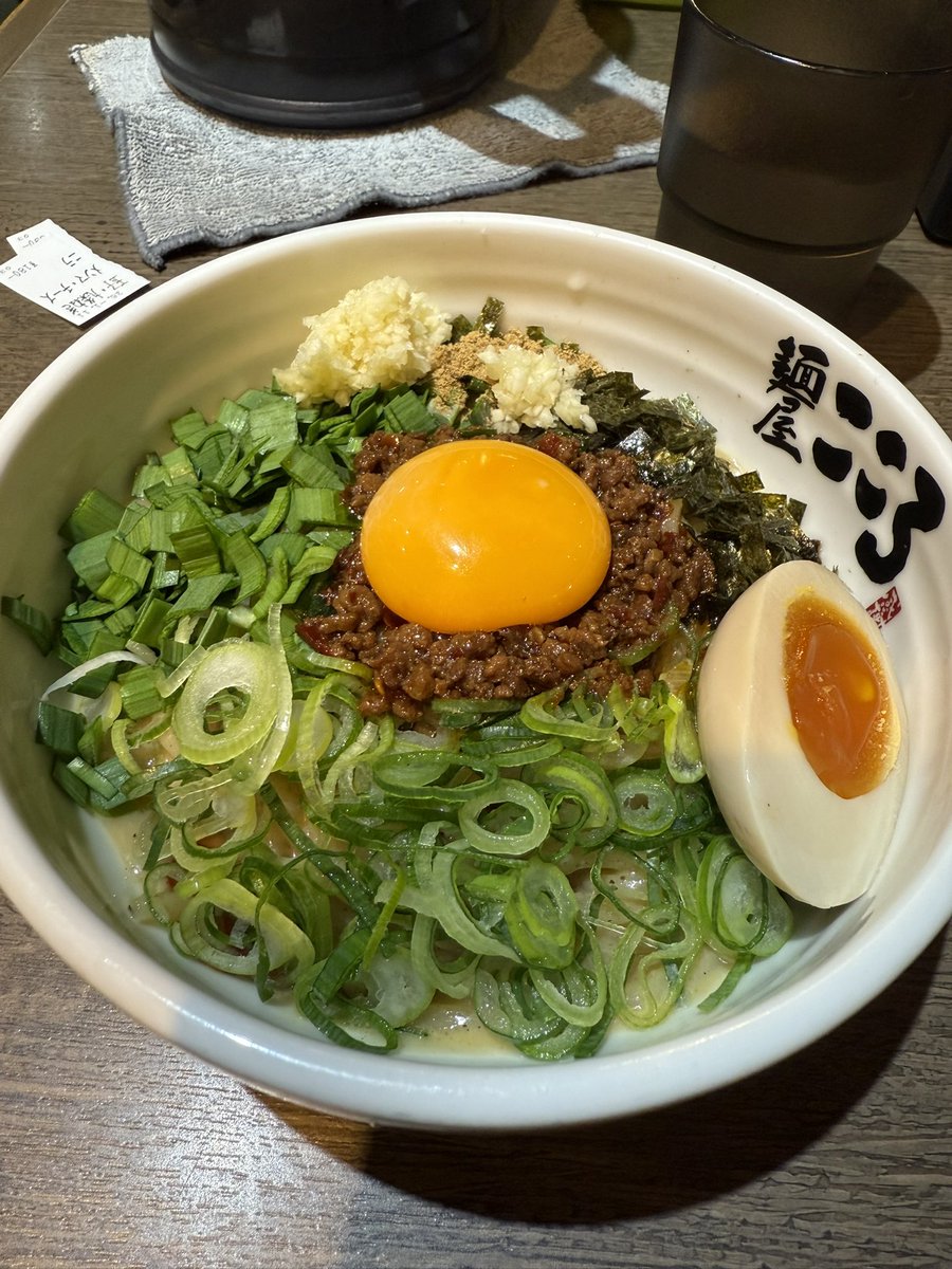 Gapocham's tweet photo. @naomyhinan @zakutan_ @geregere_pu @momo_taro725 @Dodgers_jinro @www437137 @luvpwg_ @ninjinsuki02 @yurumedeii @HDtamago 久々人狼Z楽しかったまた入りたい出来たら共有以外で…
台湾まぜそば/共有 https://t.co/9M0QyTzP5c