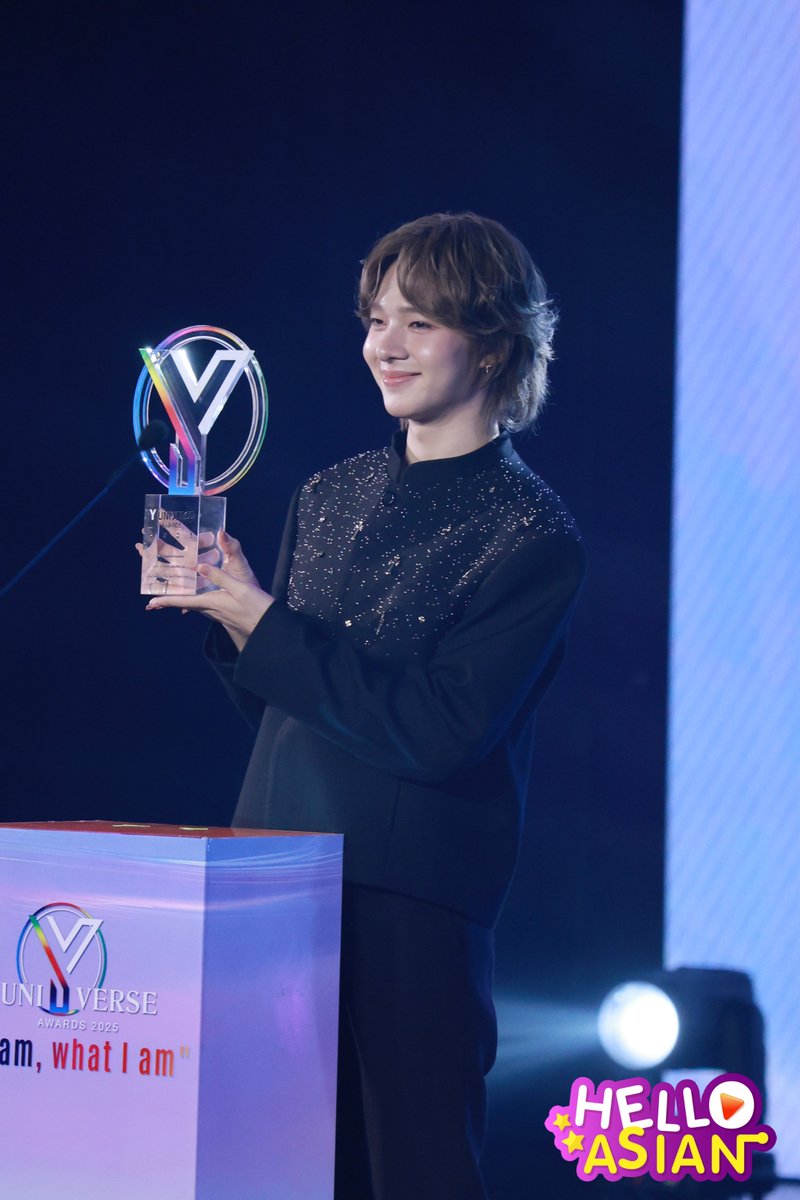 Hello_asian's tweet photo. หนูเก่งมาก!! ยินดีด้วยค่าา

Y AWARDS 25 X ZEENUNEW
#NuNew 
#zeeNunew #ซีนุนิว
#YUniverseAwards2025xDMD
#YUAwards2025 https://t.co/cMA7ivN7EI