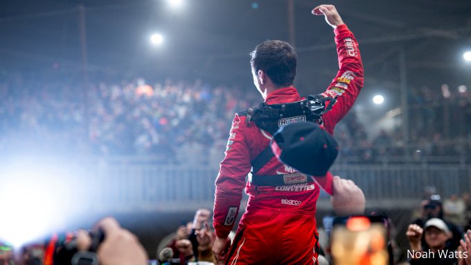 sammylazzz_'s tweet photo. Every January, racers from NASCAR, IndyCar, and every American racing series descend on Tulsa, Oklahoma to throw midget cars around a temporary, indoor quarter-mile dirt track for a chance to hoist the Golden Driller.

THIS is Chili Bowl Week, the greatest week of the year. https://t.co/6aUcEq14AQ