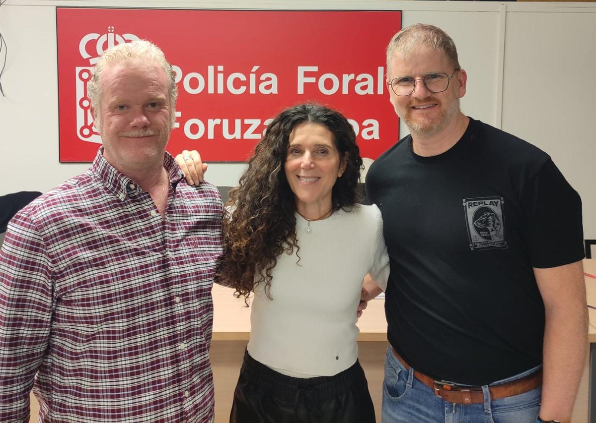 apforal's tweet photo. Estupendo el feedback que estamos recibiendo del curso de preparación para el ascenso a agente 1°, sobre todo, los psicotécnicos.
Muchas gracias por vuestro trabajo, Montse y Pera, no será la última vez que contemos con vosotros, ¡seguro! https://t.co/kYKBqXr7zI