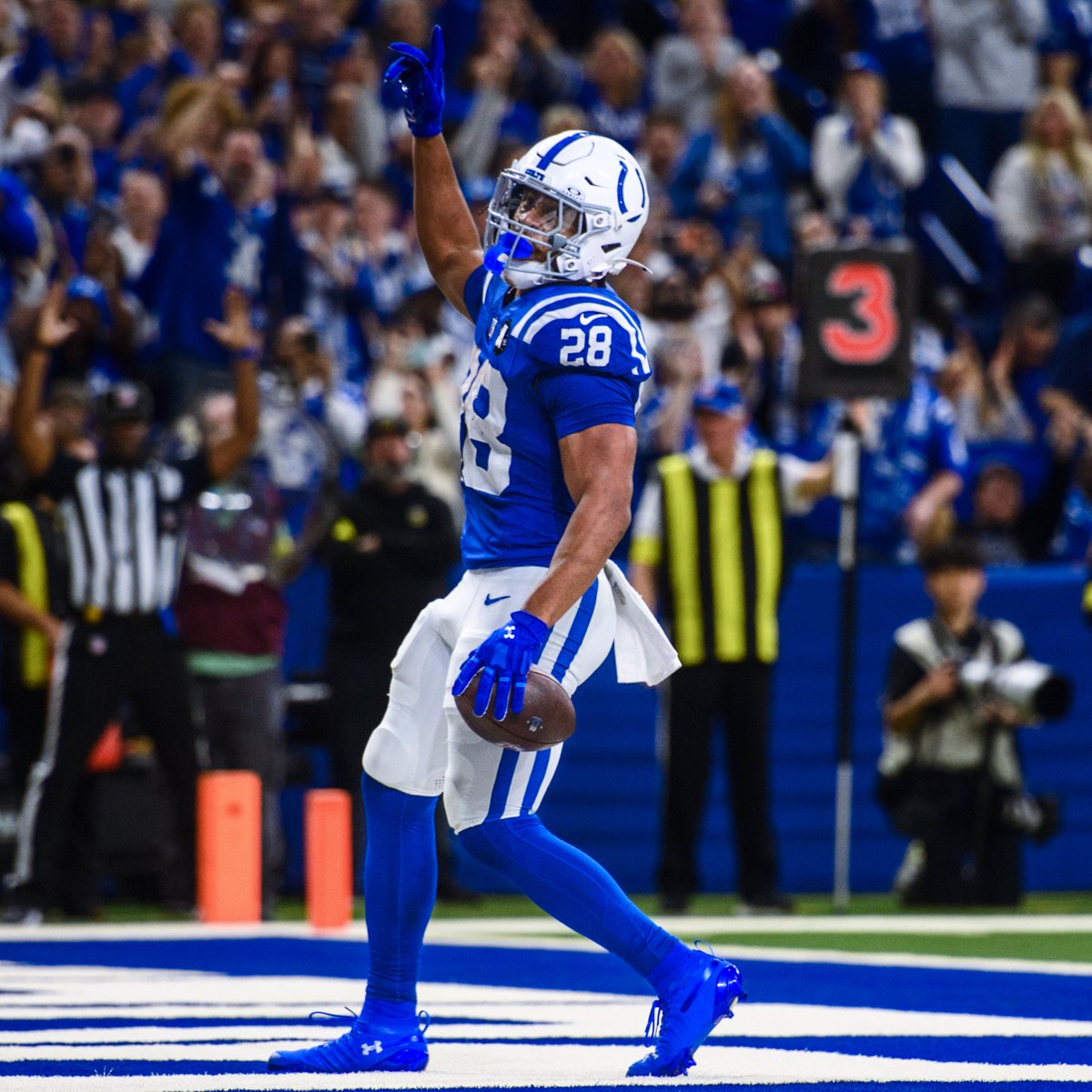 Colts's tweet photo. vote JT for @FedEx ground player of the year. ⬇️ https://t.co/rtg6JgBMjl