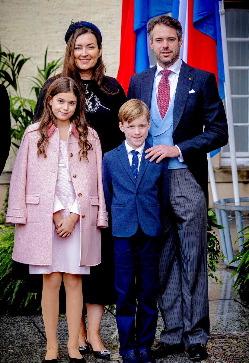 royalchildren_'s tweet photo. #PrinceFelix #PrincessClaire #PrincessAmalia and #PrinceLiam attend Te Deum mass on the occasion the Abdication ceremony of Grand Duke Henri and the Accession to the throne of Grand Duke Guillaume V of Luxembourg, in Notre-Dame Cathedral in Luxembourg 👑🇱🇺 -October 5th 2025. https://t.co/wMS9xzBwB0