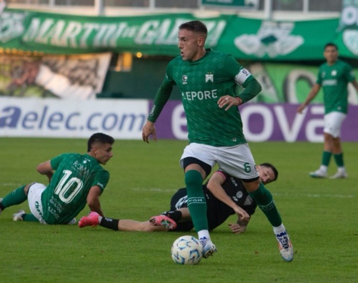 futbolclubpy's tweet photo. 📞 Demian Erlich, Representante de Alan Lorenzo:

" #Guaraní mostró un fuerte interés por el jugador, las negociaciones se enfriaron un poco aunque no lo descarto aún".

🎙��#FútbolClub 📻 #R800AM https://t.co/HbnGqdtyFA