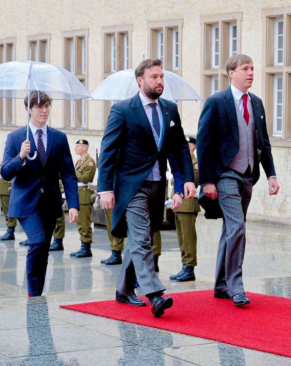royalchildren_'s tweet photo. #PrinceLouis #PrinceGabriel #PrinceNoah and #PrinceSebastien of Luxembourg attend Te Deum mass on the occasion the Abdication ceremony of Grand Duke Henri and the Accession to the throne of Grand Duke Guillaume V, in Notre-Dame Cathedral in Luxembourg -October 5th 2025. https://t.co/pih0J3olJG