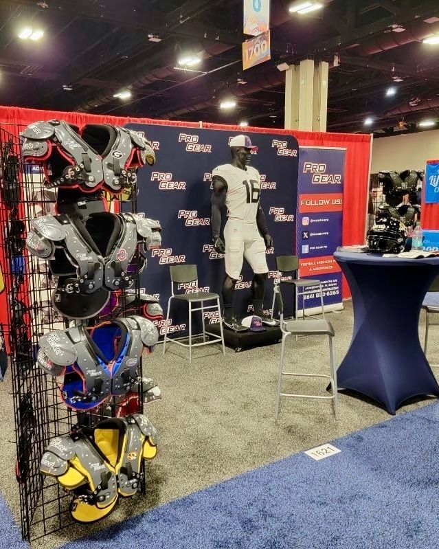 ProGearFB's tweet photo. We are #KickingOff this week at the 2026 @WeAreAFCA Convention!β
Don't miss the debut of our new PG-44x Extreme Hitters pad and Elite pad, as they hit the showroom floor for the first time!ππ₯
Booth #1621π https://t.co/tLdHpT8iv2