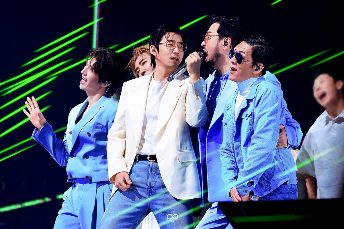 27번째 생일을 축하해요!
앞으로도 계속될 우리의 이야기가 기대돼🩵

#데뷔27주년_지오디는_현재진행형
#god_27th_HBD

#지오디 #박준형 #윤계상 #안데니 #손호영 #김태우