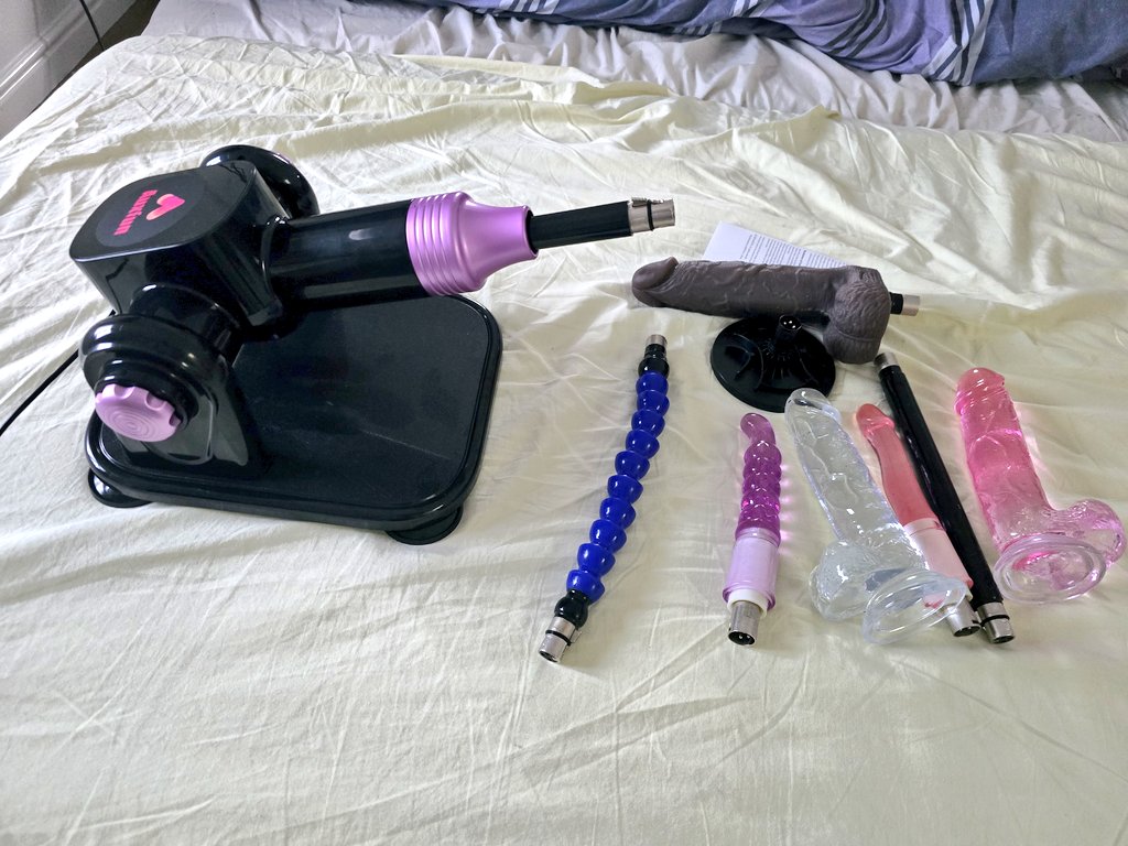 Chub just received a New Toy to test and play with ..... looking forward to trying this out with cub <a href="/AuxfunSexToy/">Auxfun Official UK/EU</a>
