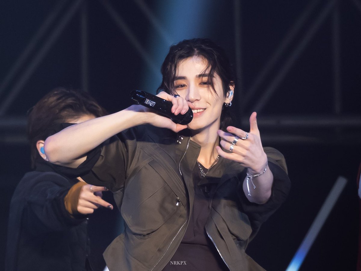 𝙊𝙢𝙊 tweet media