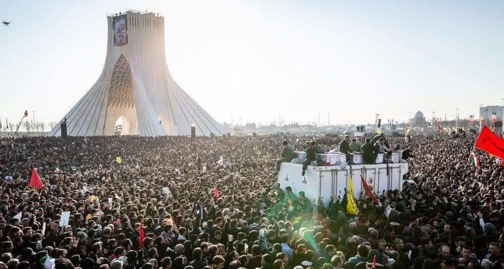 Linformatrice1's tweet photo. Le peuple iranien patriote répond. Il n'est pas intéressé par la démocratie américano-sioniste. https://t.co/UZaKumtplU