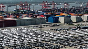 China y la UE, basándose en el respeto mutuo, han celebrado múltiples rondas de consultas sobre el comercio de vehículos eléctricos. Coinciden en la necesidad de una orientación general sobre los compromisos de precios a los exportadores chinos de vehículos eléctricos a la UE,