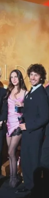 Maca y Juanpa anoche en los golden globe!!!!!
Y <a href="/macabeso/">Macabeso 🍰</a> siempre en los lugares mas top del planeta que orgullosa como fan de vos!!!!!
<a href="/JuanpaZurita/">JUANPA ZURITA 🇲🇽</a> otro genio, los felicito chicos!!!!!
Y arriba Argentina y Mexico!!!!!