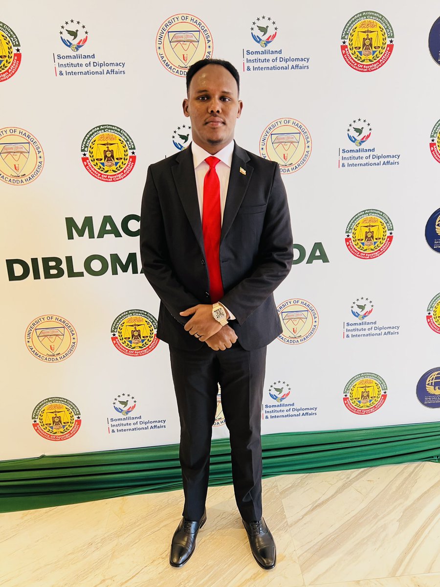 PresidentSom10's tweet photo. Today is a moment of deep pride and celebration, 
After completing six months of training, I am honored to graduate from the Institute of Diplomacy &amp;IA Of Sl
This achievement marks an important milestone in my professional development as a diplomat and in my service to the nation https://t.co/h31sOHNGYo