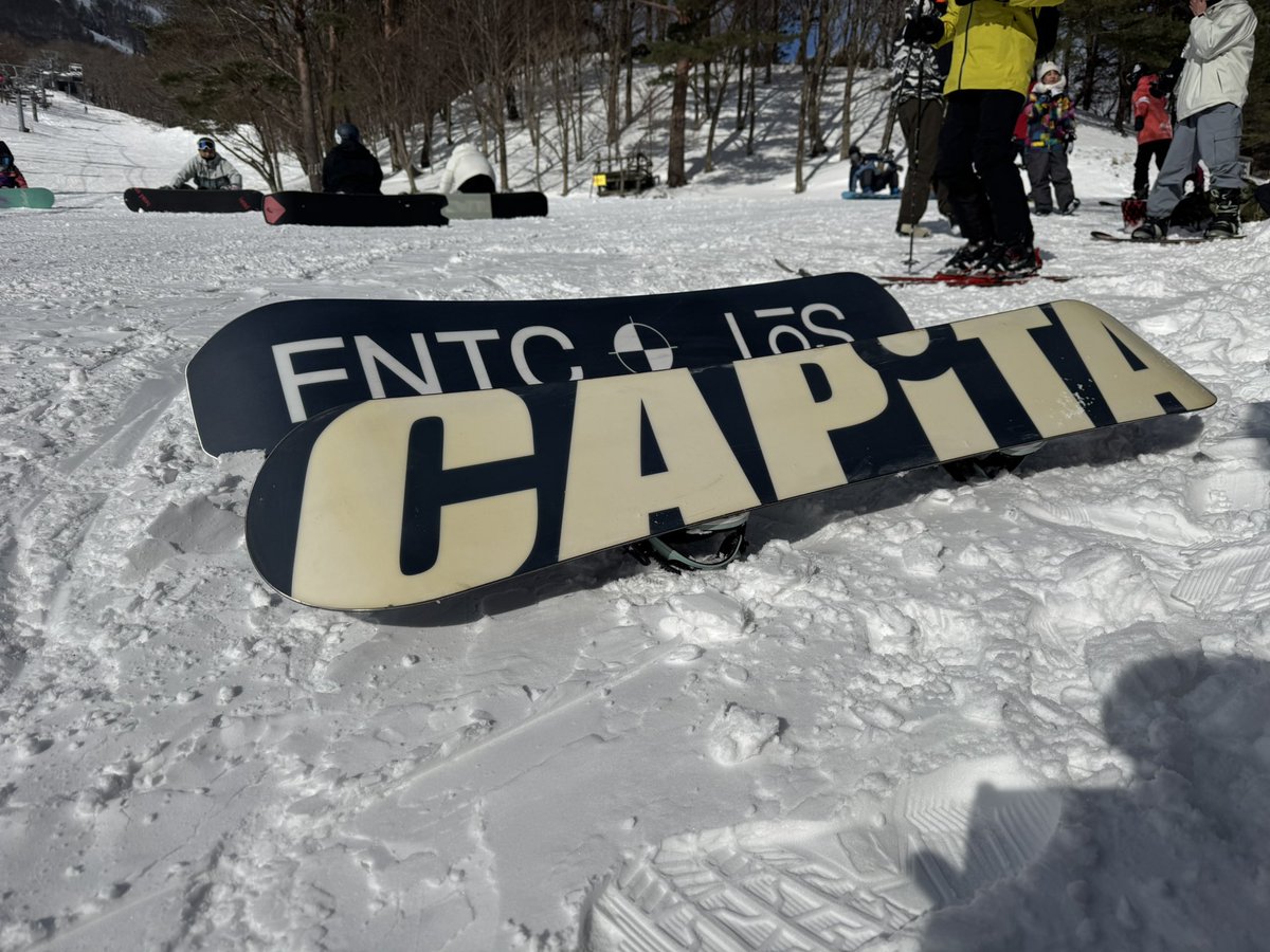 ACU30W1764's tweet photo. 広島恐羅漢🏂

めっちゃ自然雪で滑りやすかった☃️
筋肉痛で動けぬ…
次は再来週(*￣∀￣) https://t.co/1cN0yERfjW