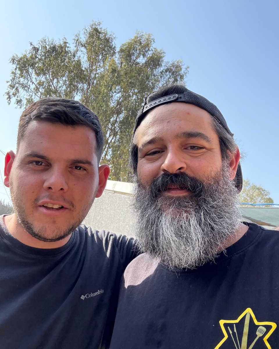 Grilling4Israel's tweet photo. Thankful for every pair of hands that keeps the mission going.  💙🙌
Join the team that makes this magic happen: https://t.co/MI3t7ka5Wn

#idf #israelstrong #supportourtroops #volunteerwithus #kosherbbq https://t.co/FjeQbTdp4f