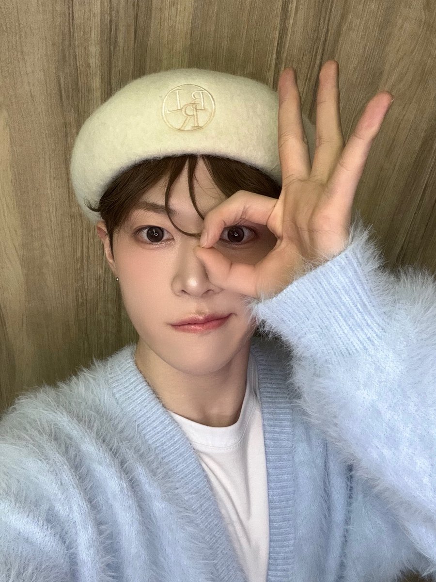 ADAP_offcl's tweet image. 제가 사랑하는 에이댑💗그리고
사랑하는 팬분들과 함께 생일을 보낼 수 있어서 
너~무 행복했어요 🐯🍀
생일 축하해주셔서 감사합니다 🎂 
재랑해ㅐㅐ❕🫶🏻

#ADAP #에이댑 
#재영 #JAEYOUNG 
#ALL_DREAMS_ARE_POSSIBLE 
#HAPPY_JAEYOUNG_DAY