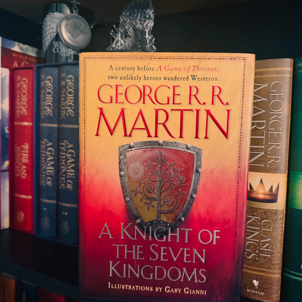 Zepp1978's tweet photo. Always fun to step back in the world of Ice & Fire. Still my favorite fantasy universe ever.
#NowReading #asongoficeandfire #asoiaf #gameoftones #AKnightOfTheSevenKingdoms https://t.co/I45Uryoo7I
