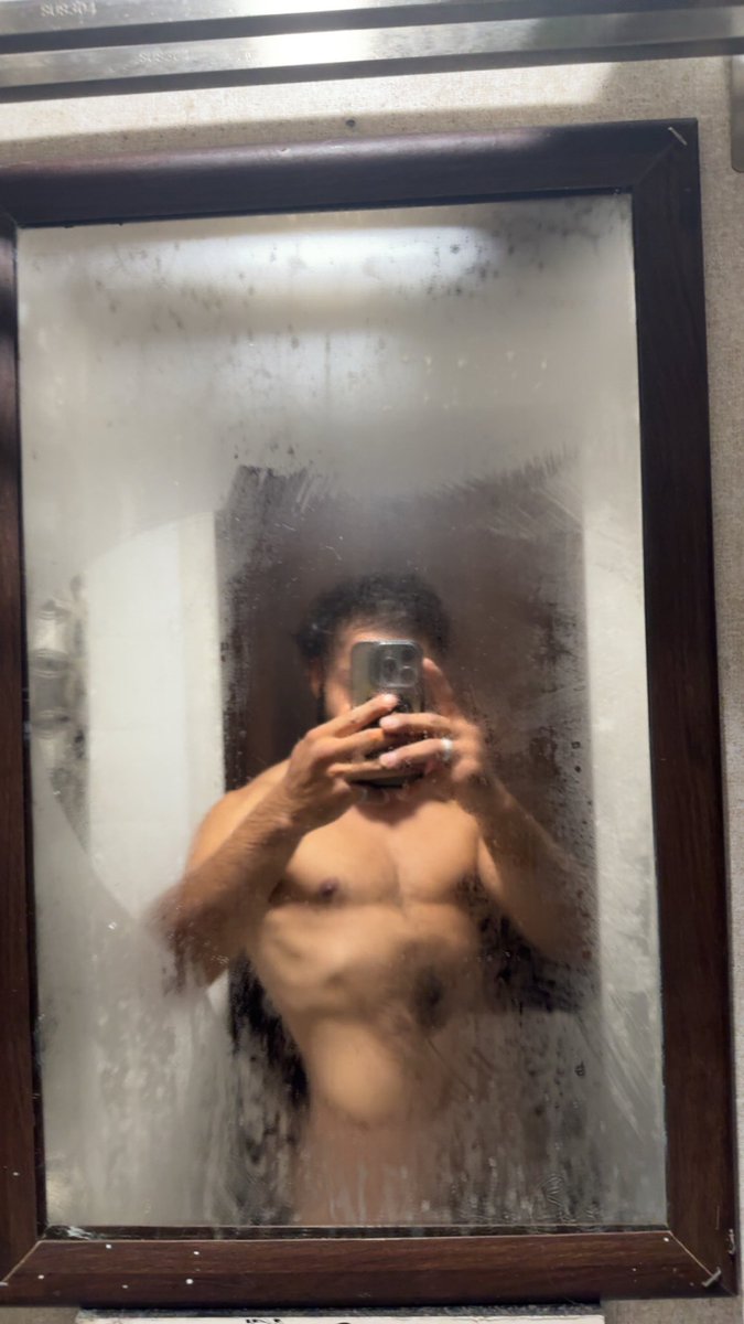 demagogoalo11's tweet photo. Here, worship me as I step out of the shower ๐คญ๐ฅฐ๐
#shower #steamy #muscles #birdchest #abs #fit #sexy #horny #sensual #nsfw #contentcreator #hung #bigdick #tease #chudai https://t.co/KzmC3rEV80