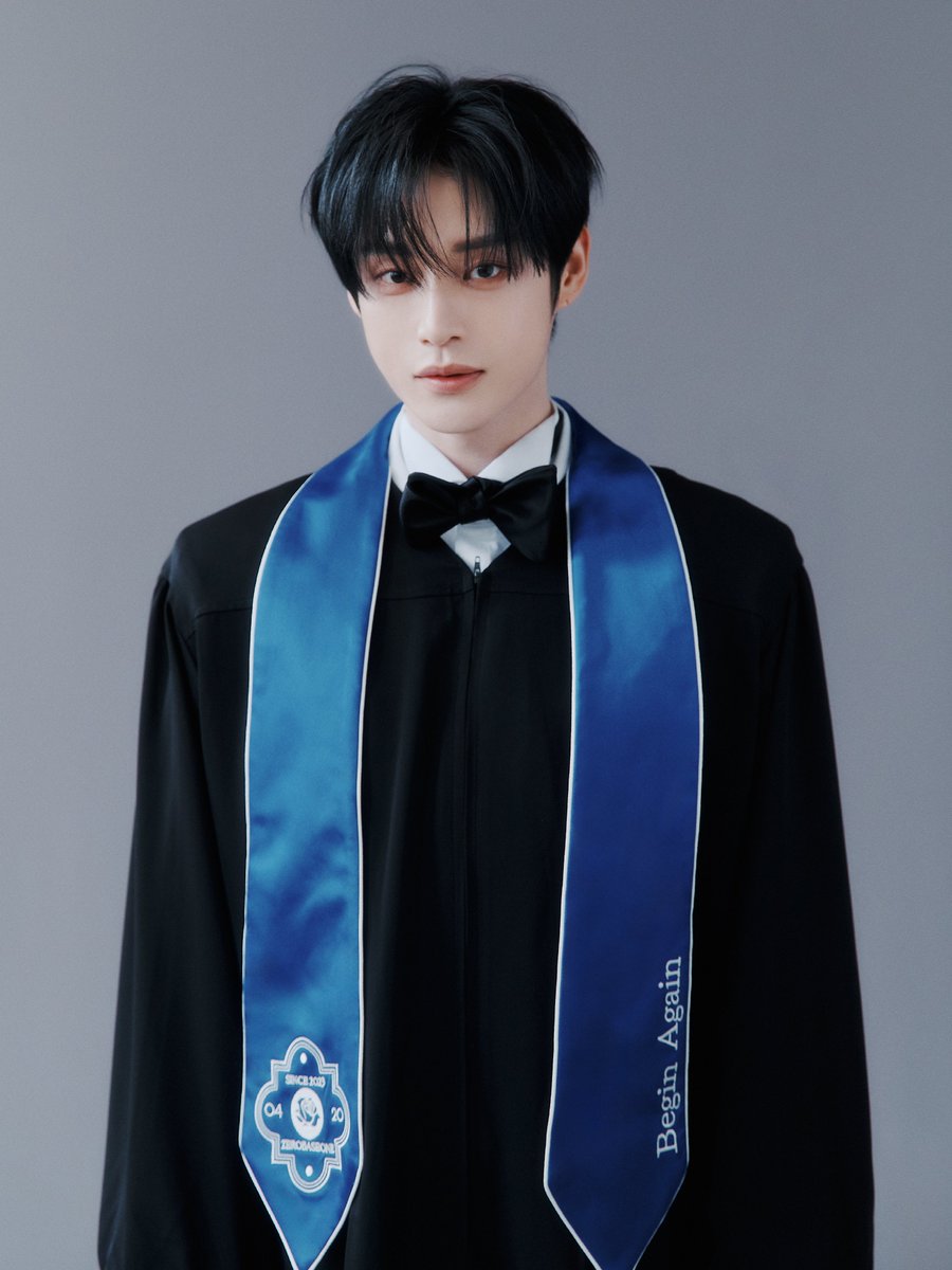 ZB1_official's tweet image. ZEROBASEONE 
Special Limited Album
[𝐑𝐄-𝐅𝐋𝐎𝐖]

BEGIN AGAIN
#KIMJIWOONG #김지웅

2026.02.02 18:00 (KST)

#ZEROBASEONE #ZB1 #제로베이스원
#REFLOW