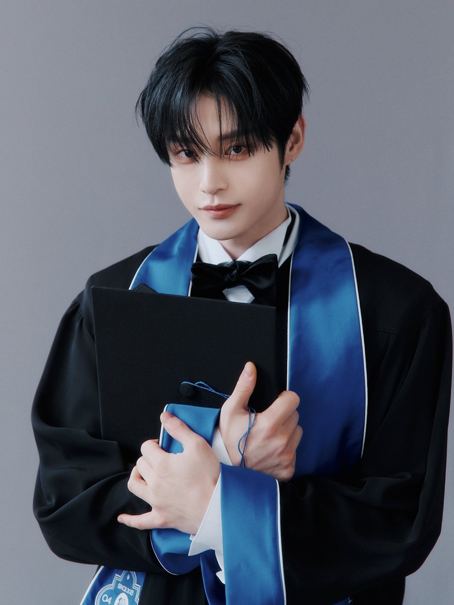 ZB1_official's tweet image. ZEROBASEONE 
Special Limited Album
[𝐑𝐄-𝐅𝐋𝐎𝐖]

BEGIN AGAIN
#KIMJIWOONG #김지웅

2026.02.02 18:00 (KST)

#ZEROBASEONE #ZB1 #제로베이스원
#REFLOW