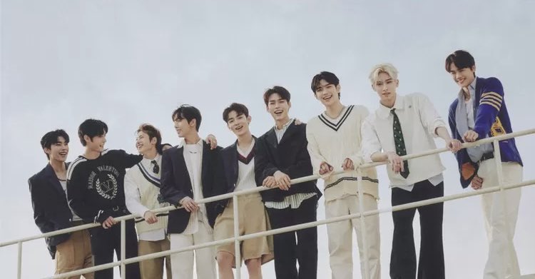 jjanghao0725's tweet image. 같은 자리잖아 ㅠㅠ 기시감 ㅠㅠㅠ
제로베이스원은 다 컸네ㅠㅠ
#장하오