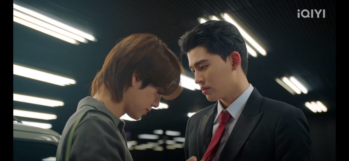 crnrln17's tweet photo. @nglbut_ I agree in all of your picks, especially in ep 1 where his mole is so visible. I’ll put my favorite look of him as well, his side profile here is a different vibe from his usual side profile with sharp jawline. https://t.co/z6bziAiWPb