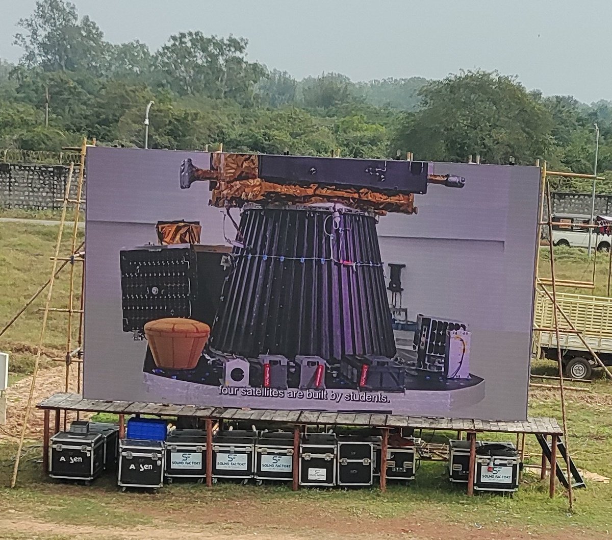 naut_mr's tweet photo. It's extremely painful to See the PSLV, the workhorse of Isro failing back to back.....!!
🥲🥺
#isro #PSLVC62 https://t.co/uULtO3H7Qw