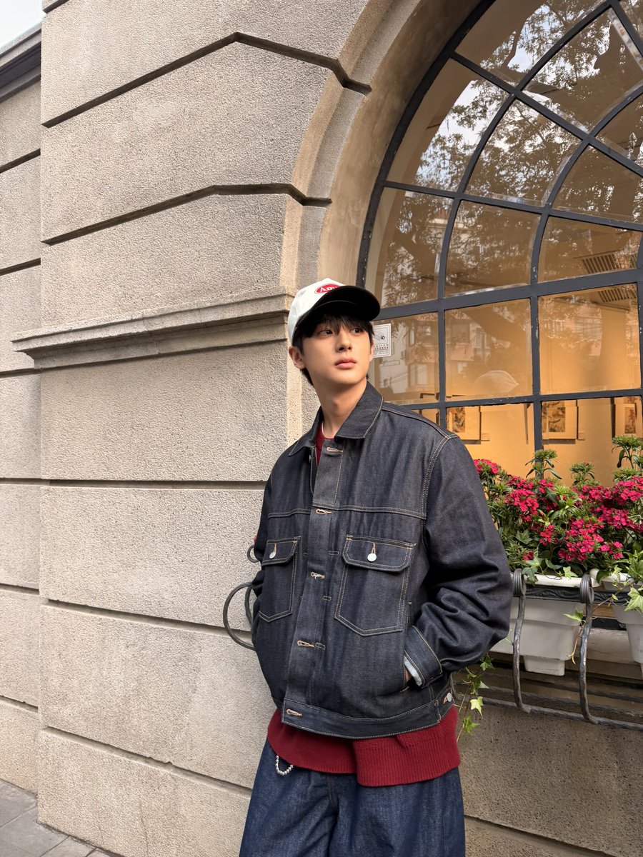 minkyu_0312's tweet photo. 그냥 올리고싶어서… https://t.co/lDQK4z9o1W