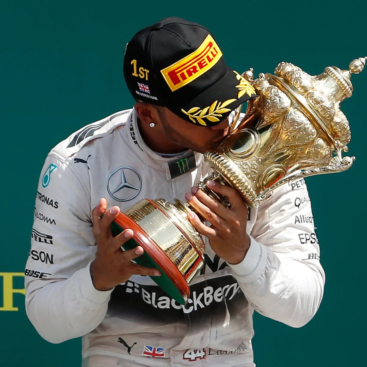 "Nadie es profeta en su tierra"

🐐Sir Lewis Hamilton en su tierra: