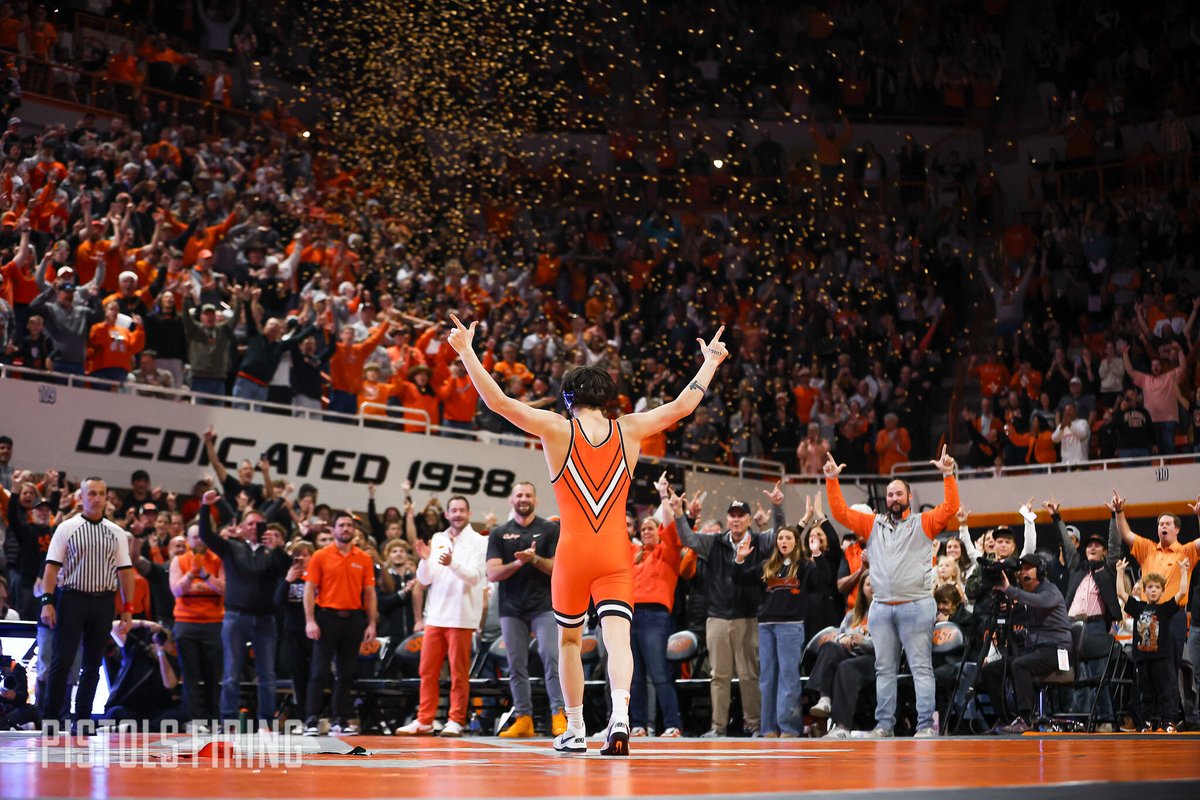 Pistols Firing tweet media