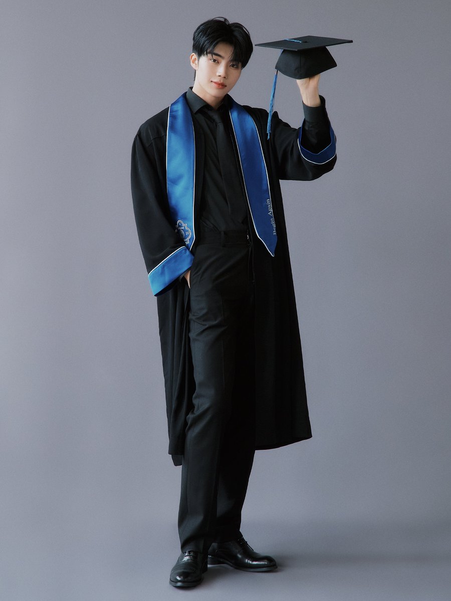 ZB1_official's tweet image. ZEROBASEONE 
Special Limited Album
[𝐑𝐄-𝐅𝐋𝐎𝐖]
 
BEGIN AGAIN
#PARKGUNWOOK #박건욱
 
2026.02.02 18:00 (KST)
 
#ZEROBASEONE #ZB1 #제로베이스원
#REFLOW