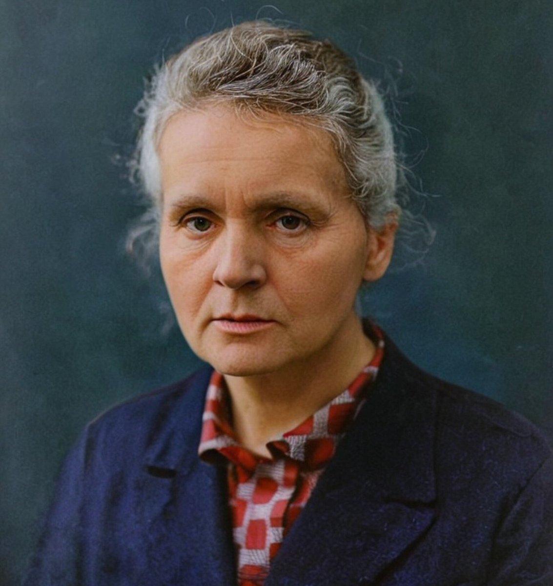 statsglobe's tweet image. 🇵🇱 Most Famous Polish People

1. 🇵🇱 Marie Curie — Physicist &amp;amp; Chemist
2. 🇵🇱 Robert Lewandowski — Footballer
3. 🇵🇱 Frédéric Chopin — Composer
4. 🇵🇱 Nicolaus Copernicus — Astronomer
5. 🇵🇱 Joseph Conrad — Writer
6. 🇵🇱 Joanna Jędrzejczyk — MMA Fighter
7. 🇵🇱 Mariusz Pudzianowski —…