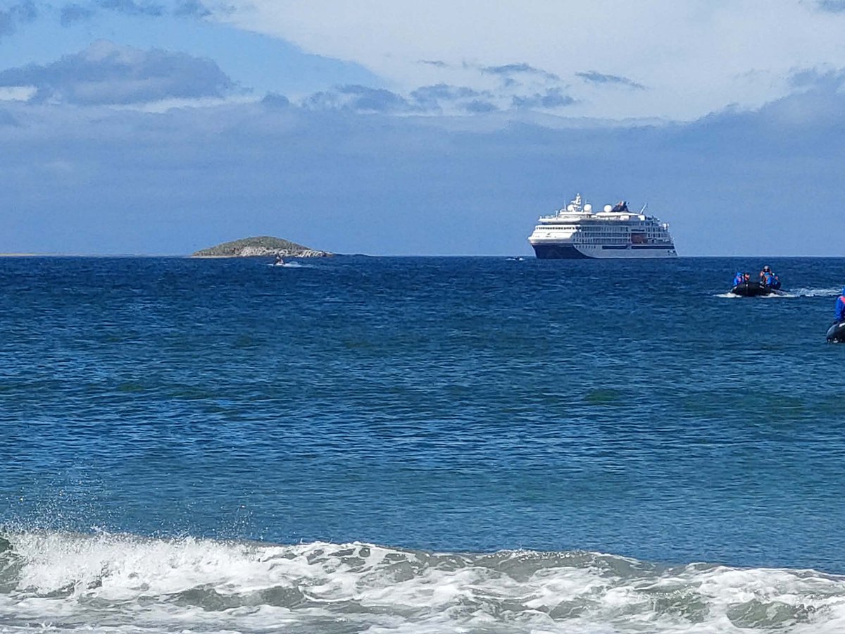 GovSGSSI's tweet photo. The Commissioner has embarked on his second ever trip to South Georgia from the Falkland Islands! 🚢
He will be meeting stationed personnel, seeing first/hand the vital work being carried out to protect South Georgia. 🇬🇸
#Leadership #SouthGeorgia https://t.co/SSd5ADyxiq