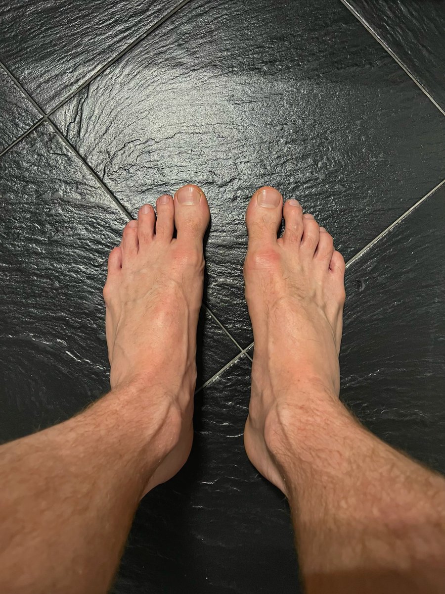AlphaFeet523's tweet photo. RT if you like this view... 👣😈

#AlphaMale #FootDomination #PerfectSoles #Barefeet #Devotion #FootFetish

@rt_feet
@worldofsoles
@ivanmazariego81
@Godofsolesntoes
@LdnFootFreak
@slave_here
@worshipthefeet1
@FeetloversSv
@nick_gtwb
@SoleMateLA
@AlphaMaleRTs
@PromoJacked https://t.co/4EXJTGpdoC