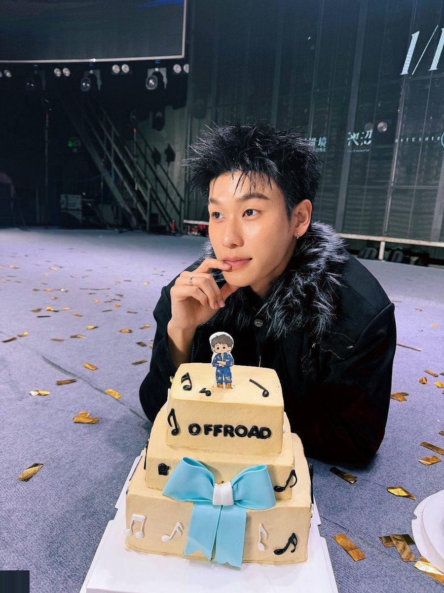 Pre-birthday งับ 🎂