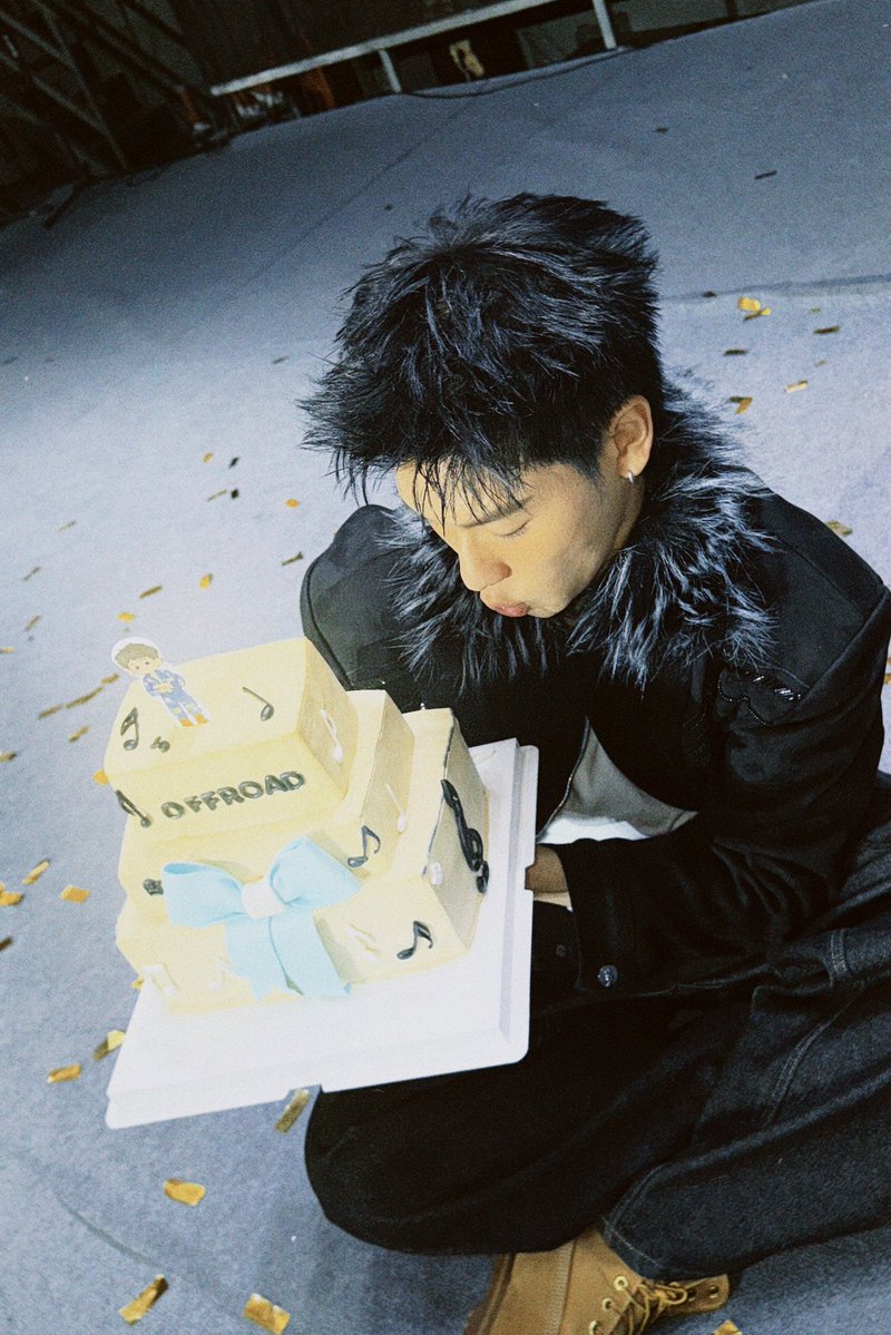 TOTOGABACK's tweet image. Pre-birthday งับ 🎂