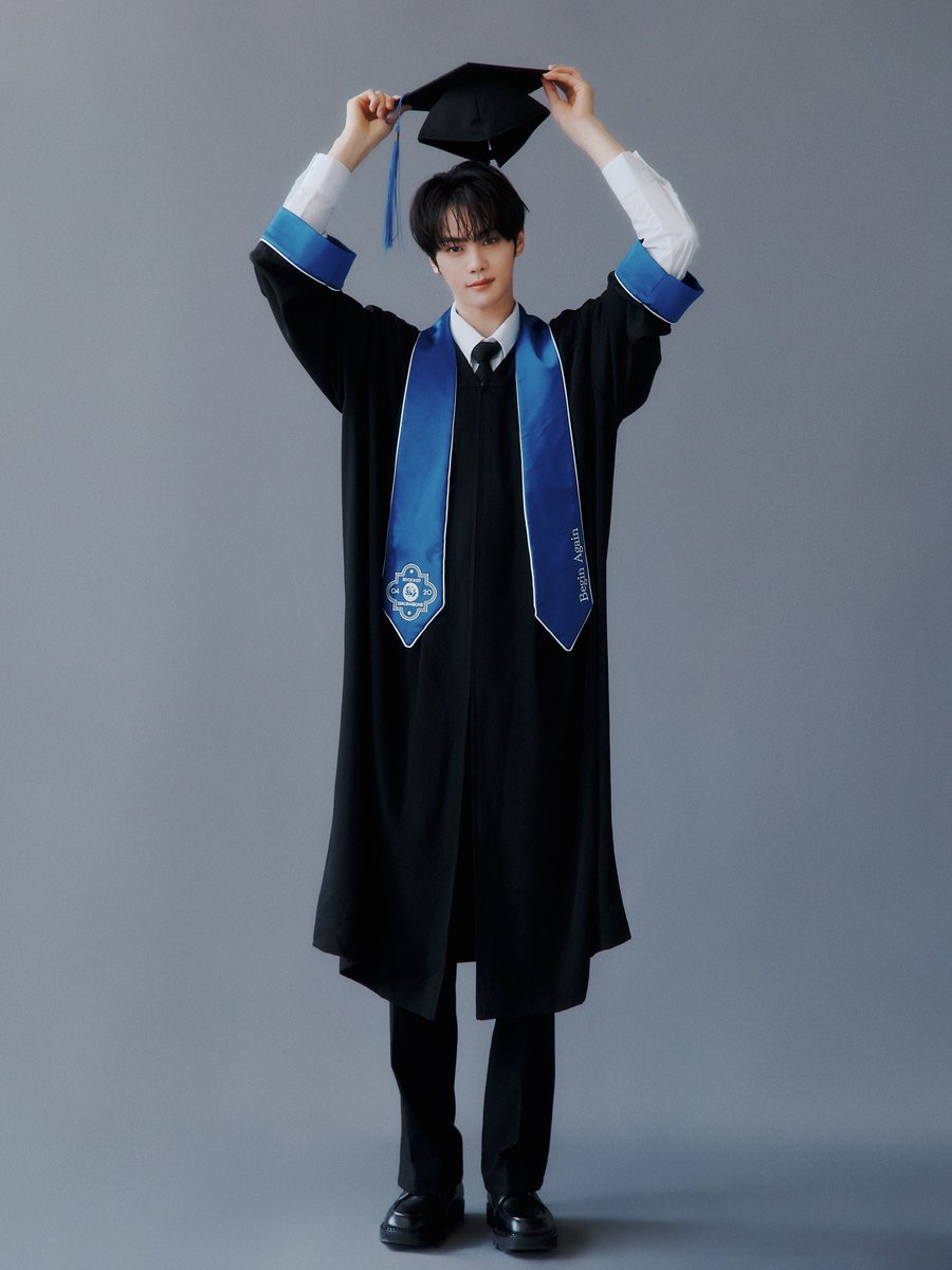 ZB1_official's tweet image. ZEROBASEONE 
Special Limited Album
[𝐑𝐄-𝐅𝐋𝐎𝐖]
 
BEGIN AGAIN
#KIMGYUVIN #김규빈
 
2026.02.02 18:00 (KST)
 
#ZEROBASEONE #ZB1 #제로베이스원
#REFLOW