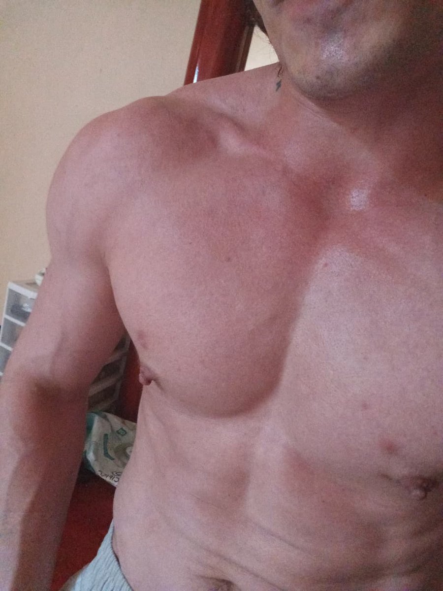 Kenjibertho's tweet photo. 🥵🥵🥵 https://t.co/LYorzWajOS