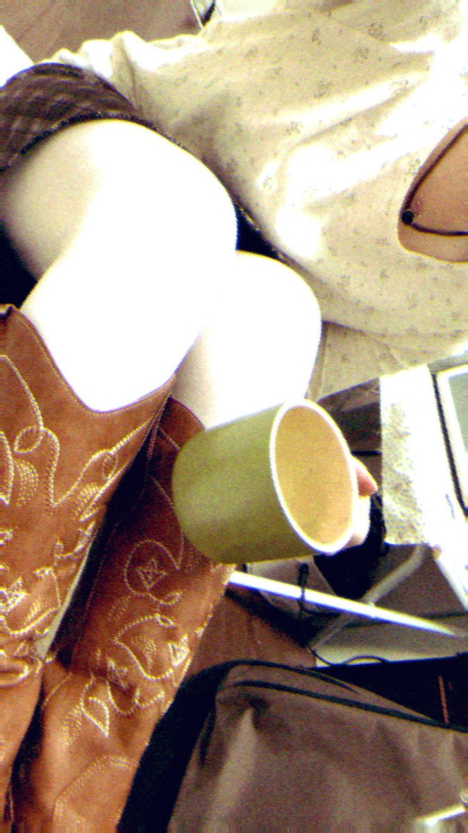12rw_1's tweet photo. 抹茶4杯飲んだ日 https://t.co/KeYJQckyQb