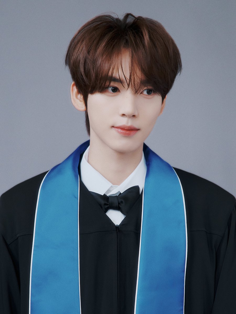 ZB1_official's tweet image. ZEROBASEONE 
Special Limited Album
[𝐑𝐄-𝐅𝐋𝐎𝐖]
 
BEGIN AGAIN
#HANYUJIN #한유진
 
2026.02.02 18:00 (KST)
 
#ZEROBASEONE #ZB1 #제로베이스원
#REFLOW