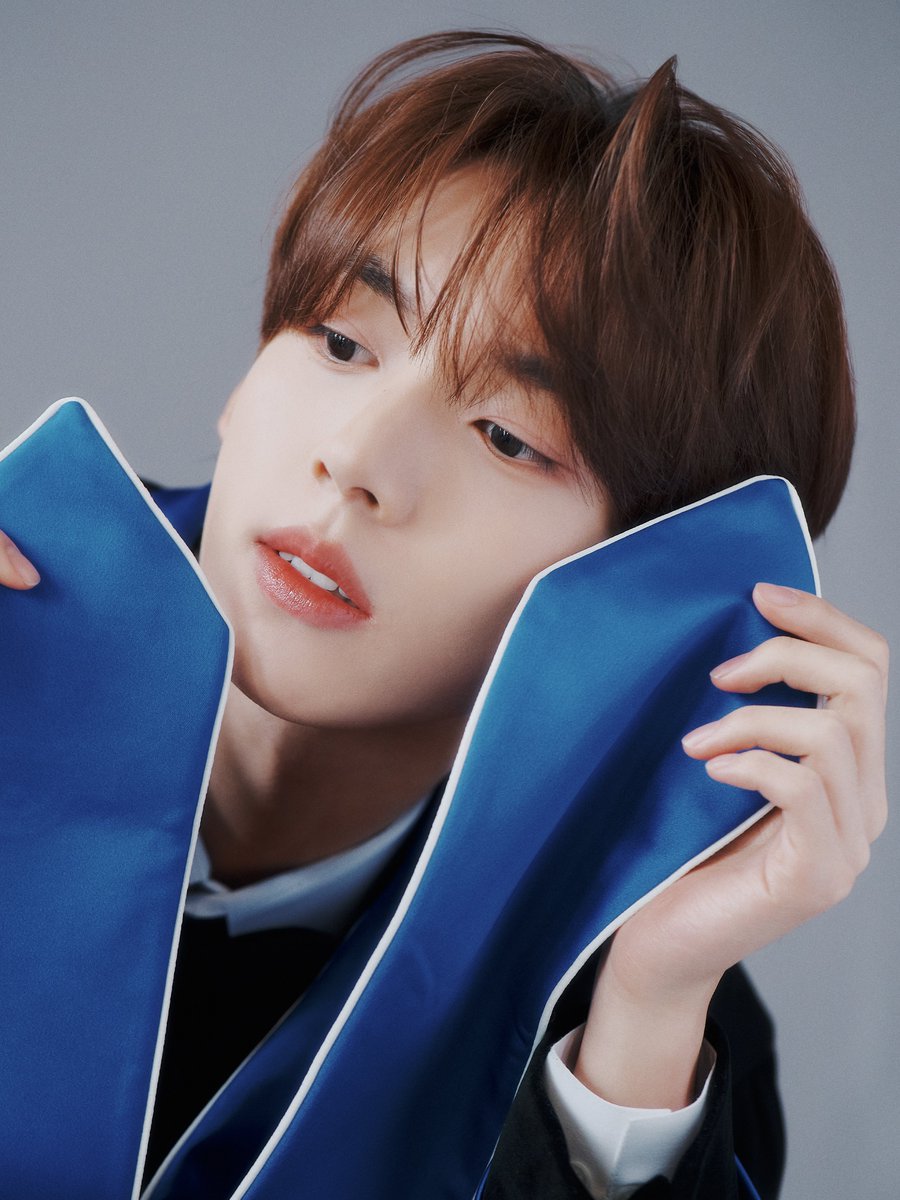 ZB1_official's tweet image. ZEROBASEONE 
Special Limited Album
[𝐑𝐄-𝐅𝐋𝐎𝐖]
 
BEGIN AGAIN
#HANYUJIN #한유진
 
2026.02.02 18:00 (KST)
 
#ZEROBASEONE #ZB1 #제로베이스원
#REFLOW