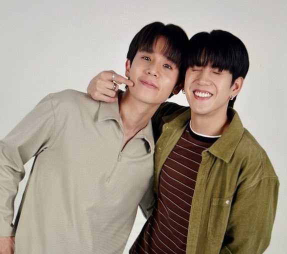 starsyjs tweet picture