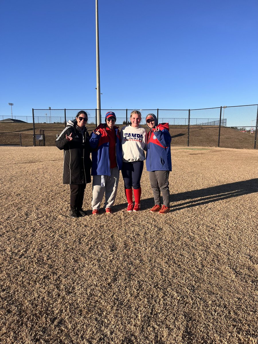 Emersen Cox tweet media