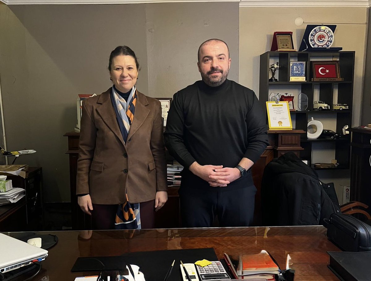 sedagorenist's tweet photo. 📌Çatalca
Emeği ve hizmetlerine şahitlik ettiğimiz önceki dönem Çatalca İlçe Başkanımız, değerli arkadaşımız @akleventozkan’ı iş yerinde ziyaret ettik. 

Misafirperverliği ve samimiyeti için teşekkür ediyorum. https://t.co/4AnGHrwN3f