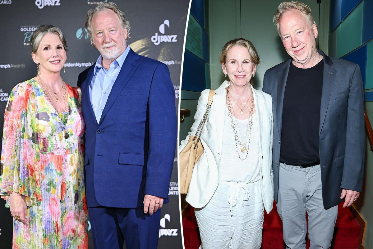 Melissa Gilbert deletes social media as husband Timothy Busfield faces arrest for child sex abuse charges trib.al/C9NdOPF